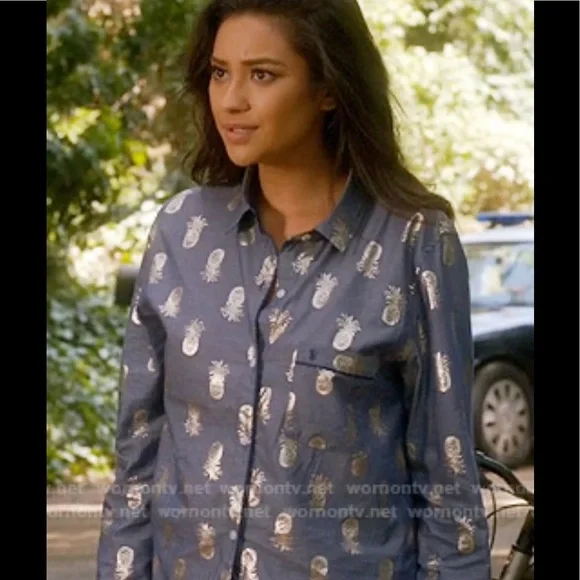 SOLD Victoria’s Secret Pajamas ASO Emily Fields - Picture 2 of 5